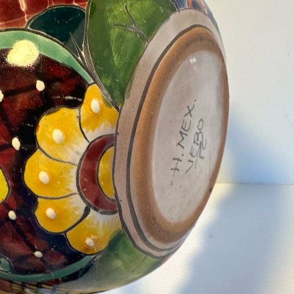 Mexican Talavera Basket Bowl Dish Handmade Folk Art Pottery 8 InHigh X 10” Wide - Picture 9 of 9